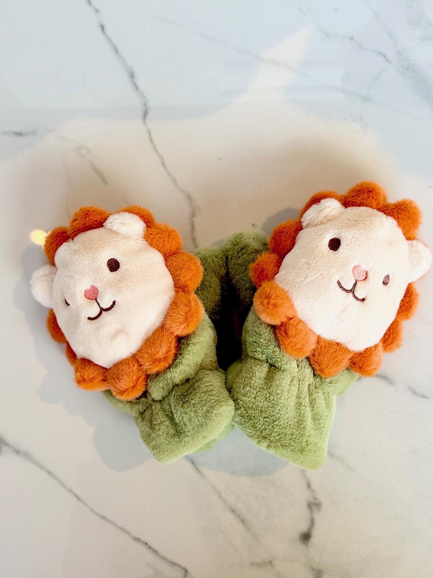 Kids Lion Fluffy Mittens