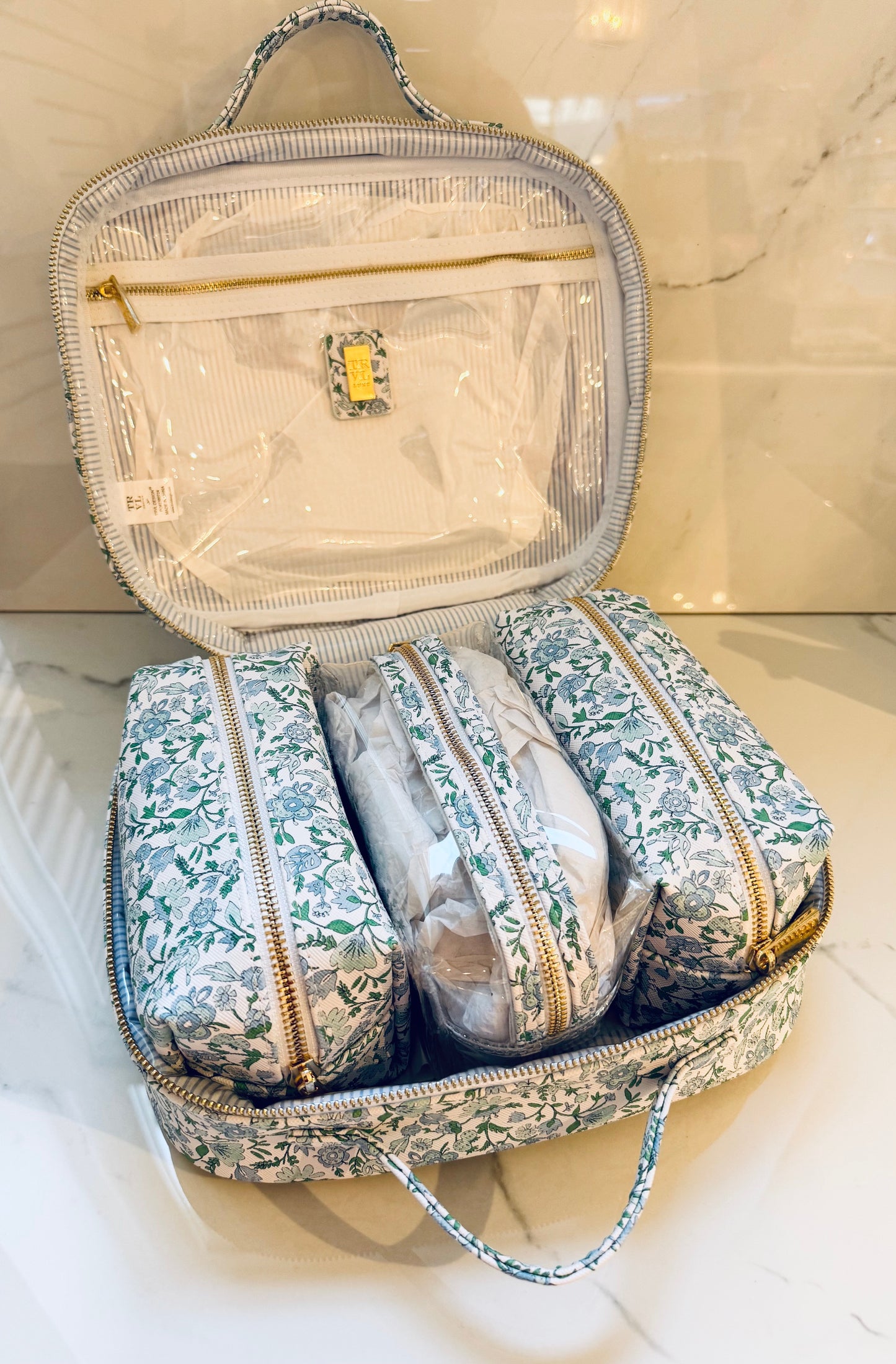 Luxe Cosmetic Toiletry Case - Hamptons Floral