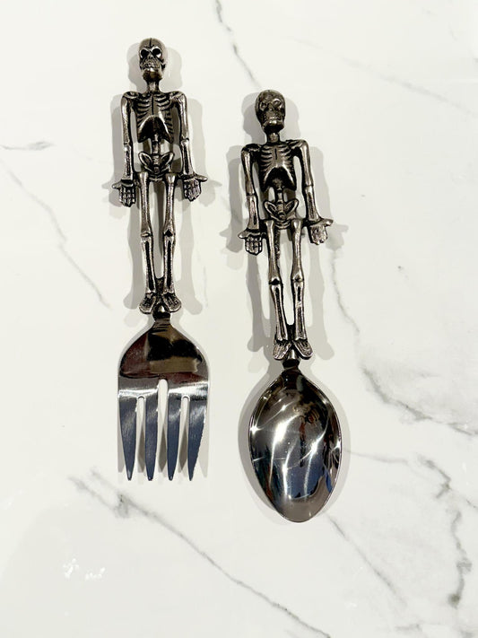 Skeleton Serving Set